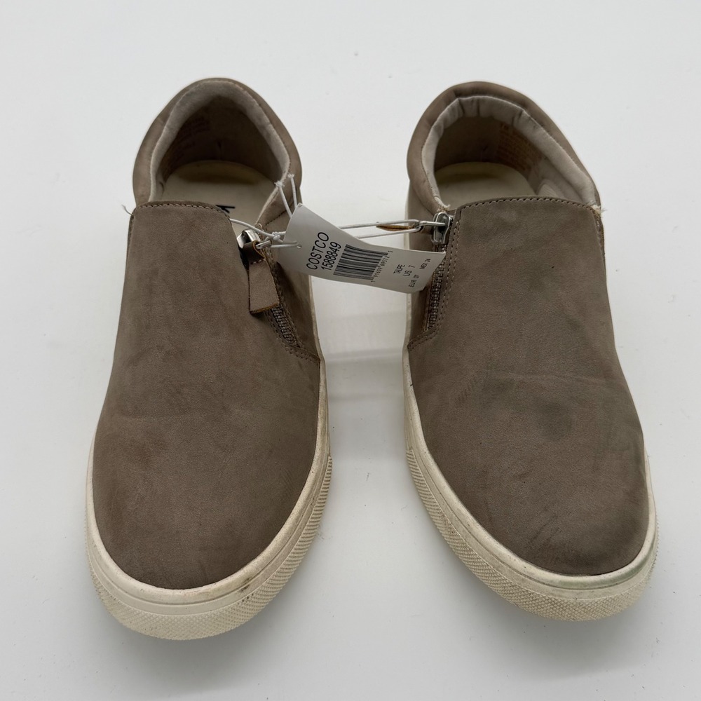Kensie Womens Taupe Faux Suede Slip On Sneakers Dual Side Zip Shoes Size‎ 7 NEW